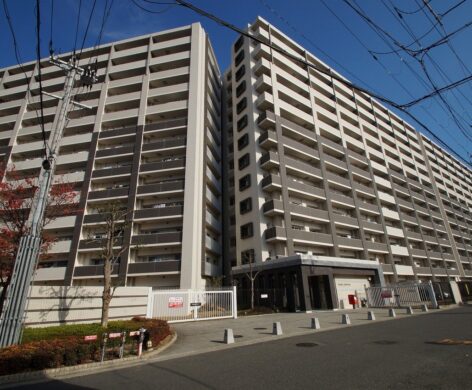 プレミスト和泉府中　6階部分　3LDK　2798万円