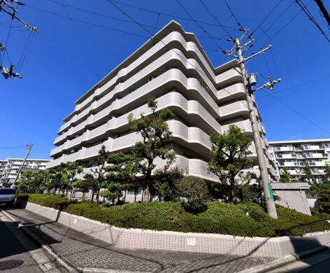 ライオンズガーデン上野芝　3LDK　1階　1990万円